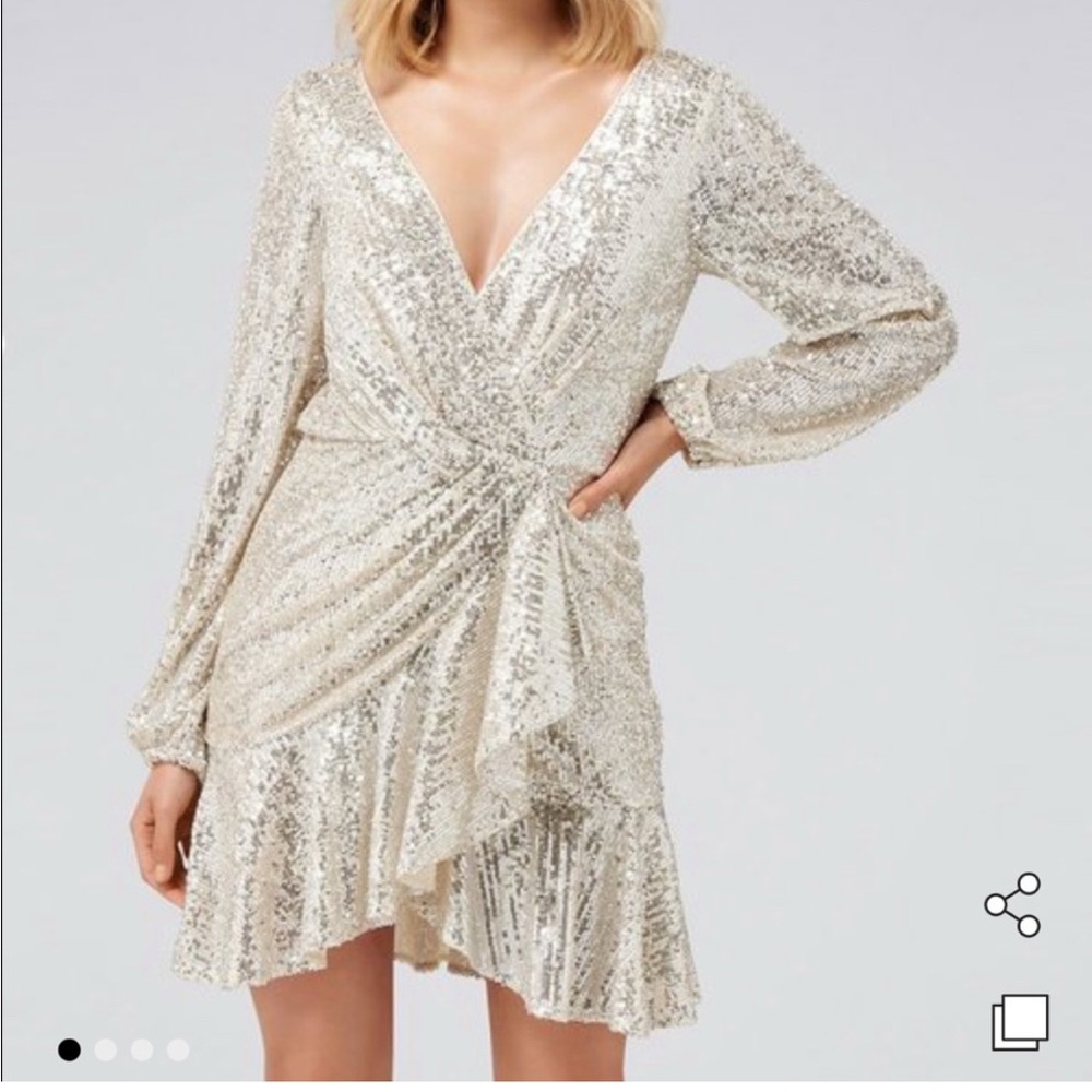 NWT Ever New Cece Sequin Flip Dress
